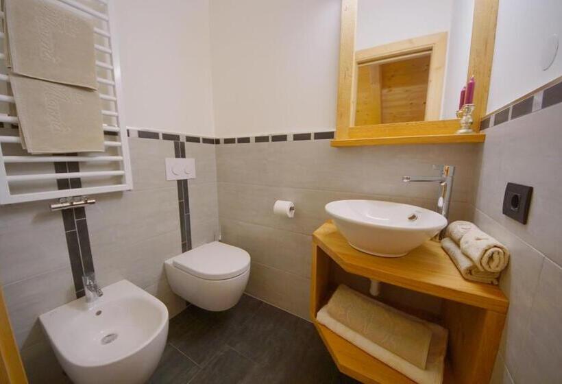 דירת פנטהאוז 2 חדרי שינה, Chalet Mornà