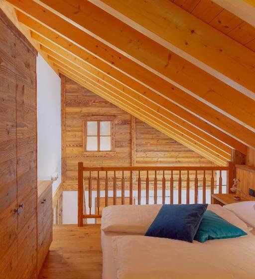 דירת פנטהאוז 2 חדרי שינה, Chalet Mornà