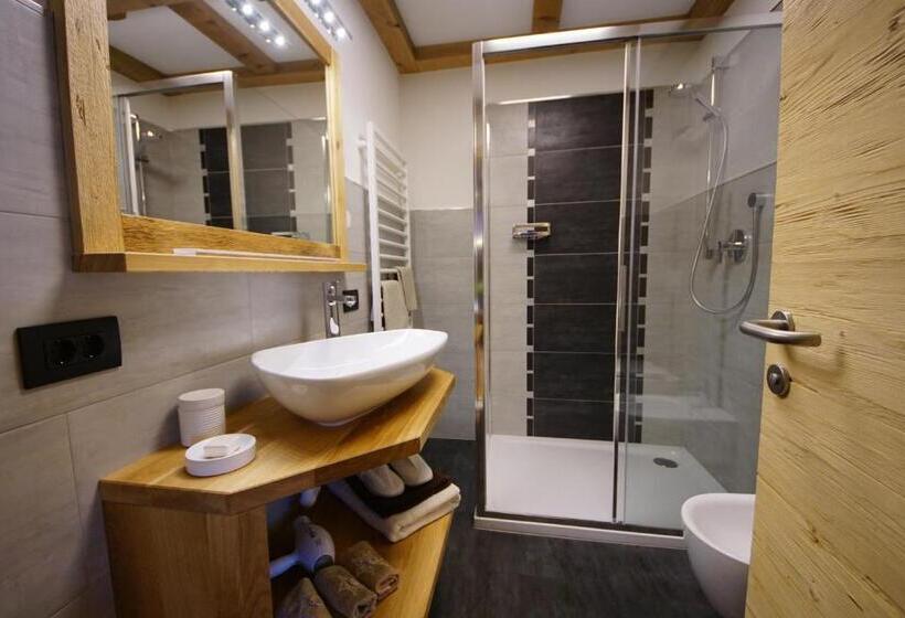 דירת פנטהאוז 2 חדרי שינה, Chalet Mornà