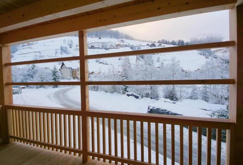 דירת חדר, Chalet Mornà