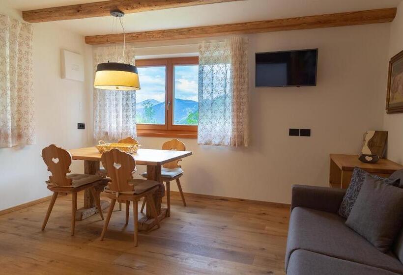 דירת חדר, Chalet Mornà