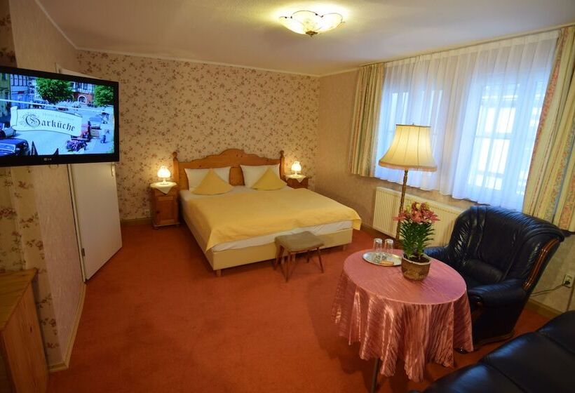 コンフォートルーム, & Gasthof Garküche