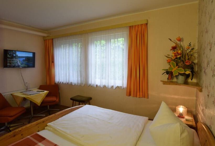 غرفة قياسية فردية, & Gasthof Garküche