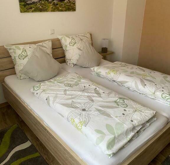 اتاق اکونومی یک تخته, Landgasthaus Jägerhof