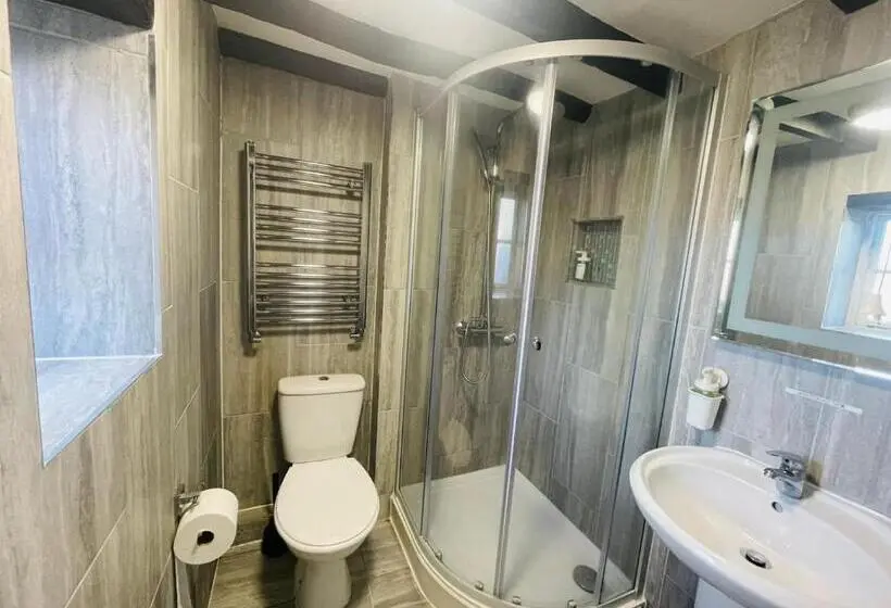 スタンダードルーム, Tudor Oaks Lodge Stevenage North