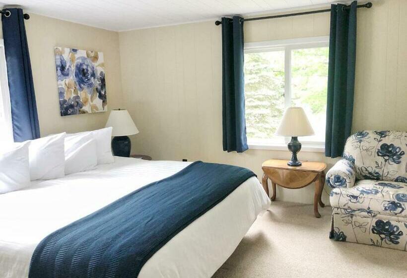 带大床的标准间, Churchill Pointe Inn