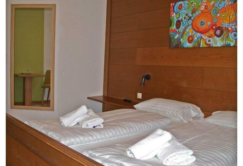 스탠다드 룸, Aineterhof