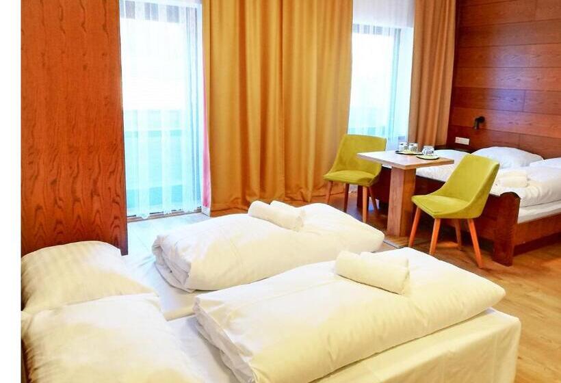 4인용 스탠다드 룸, Aineterhof