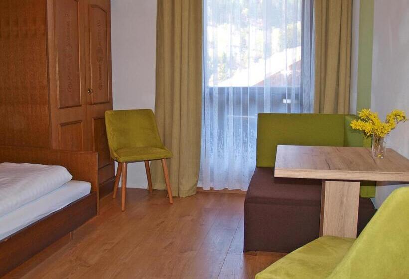 스탠다드 내측 룸, Aineterhof