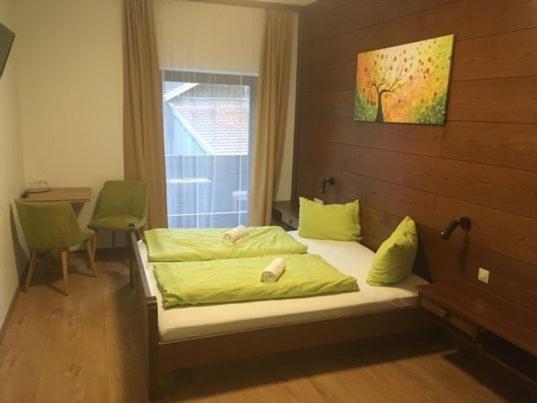 스탠다드 룸, Aineterhof