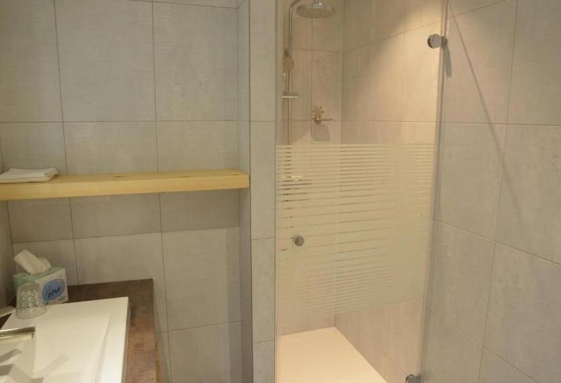 غرفة قياسية سرير كينج, Le Coeur 1210