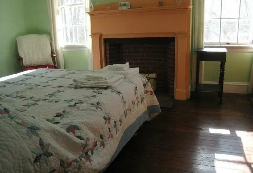 デラックスルーム, Higganum House B&b