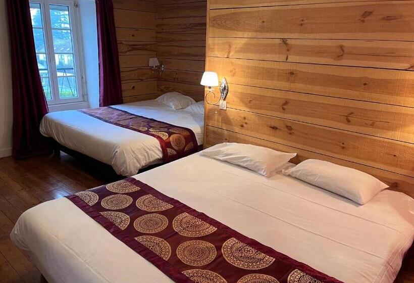 غرفة ديلوكس عائلية, L'hostellerie De Sèvremont