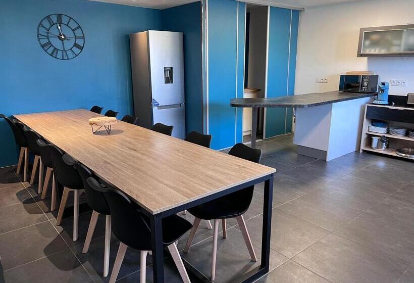 منزل غرفة نوم واحدة, L'hostellerie De Sèvremont