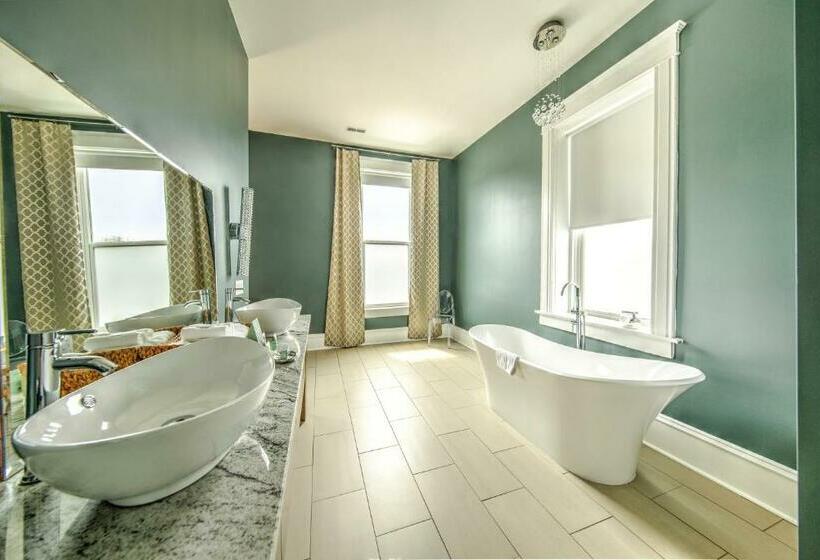 豪华工作室, The Harkness