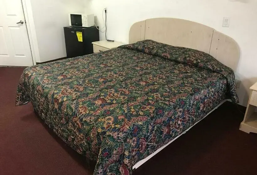 キングサイズベッドのスタンダードルーム, Mayfair Motel
