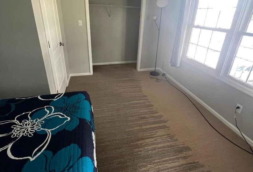 带2个卧室的公寓, The Beacon