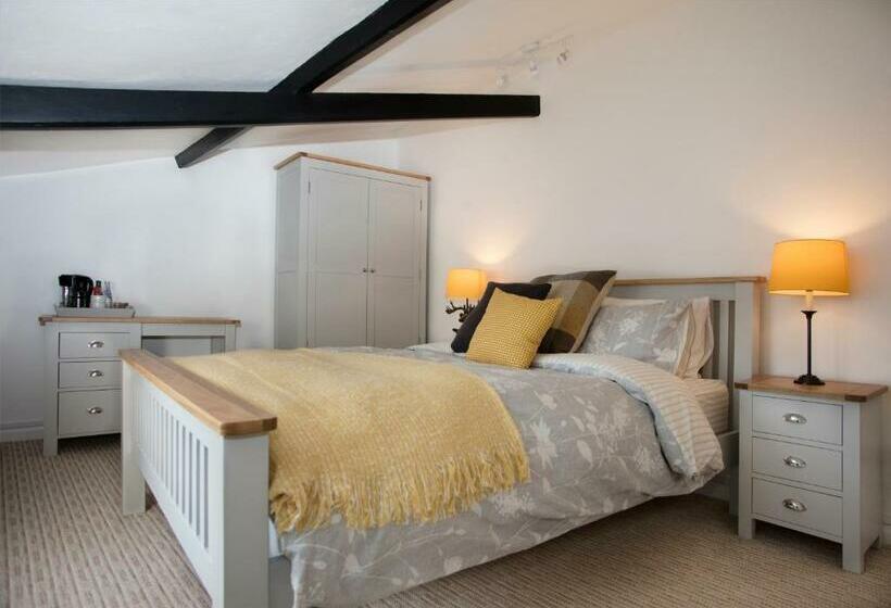 家庭套房, Ye Olde Saddlery B&b
