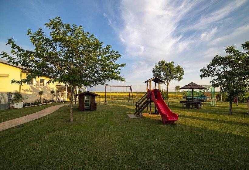 4인용 스탠다드 룸, Agriturismo B&b Vista Parco