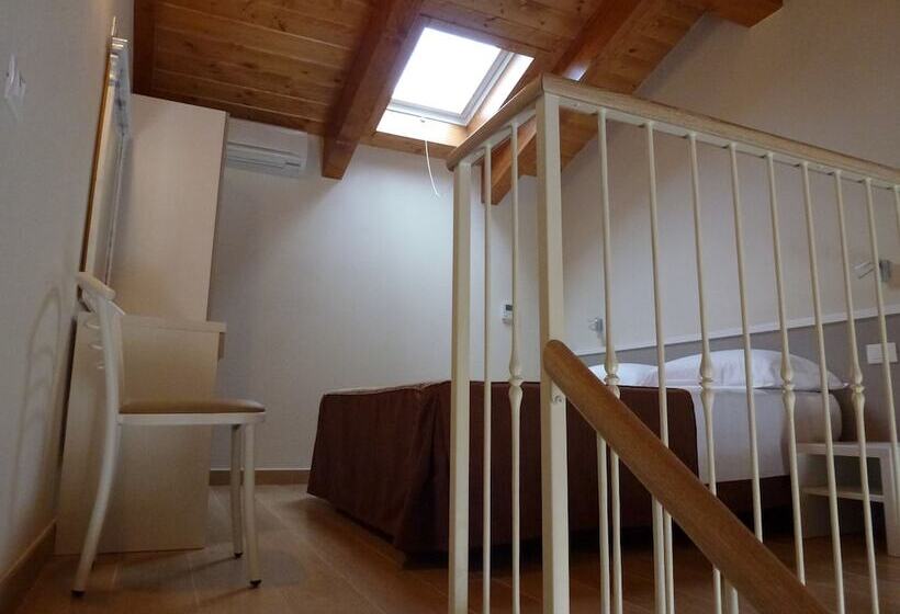 스탠다드 트리플 룸, Agriturismo B&b Vista Parco