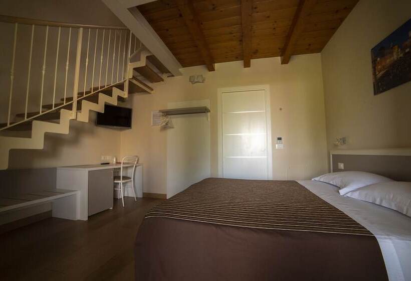 4인용 스탠다드 룸, Agriturismo B&b Vista Parco
