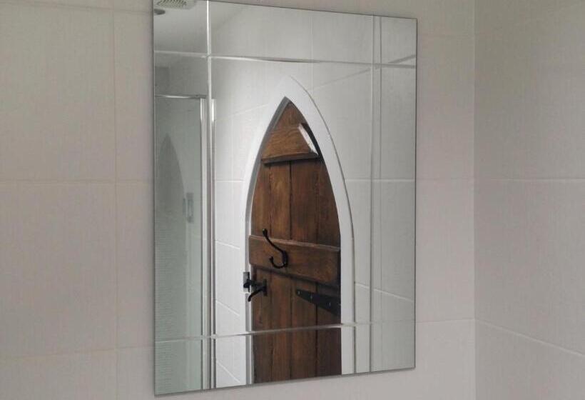 高级大房间, Manor House Inn