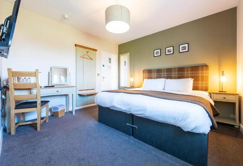 Номер Стандарт, Staunton Arms