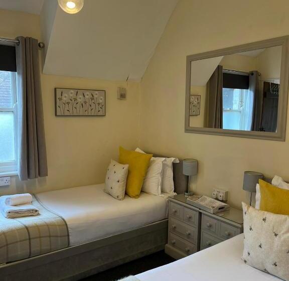 스탠다드 룸, The White Hart