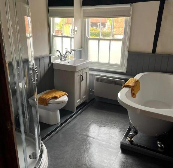 스탠다드 룸 킹사이즈 침대, The White Hart