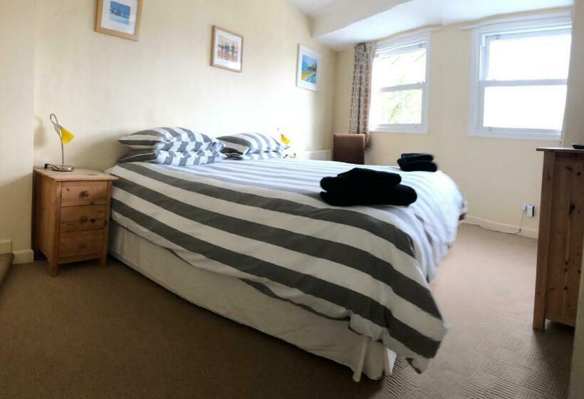 Номер Стандарт, Channel View Guest House