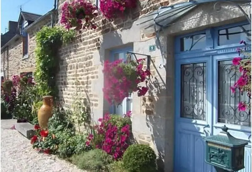 スタンダード４人部屋, La Bastide Du Moulin   Mont St Michel