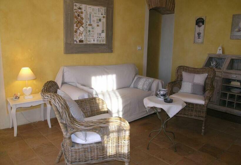 סוויטה, La Cantinetta Resort