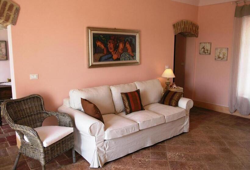 סוויטה, La Cantinetta Resort