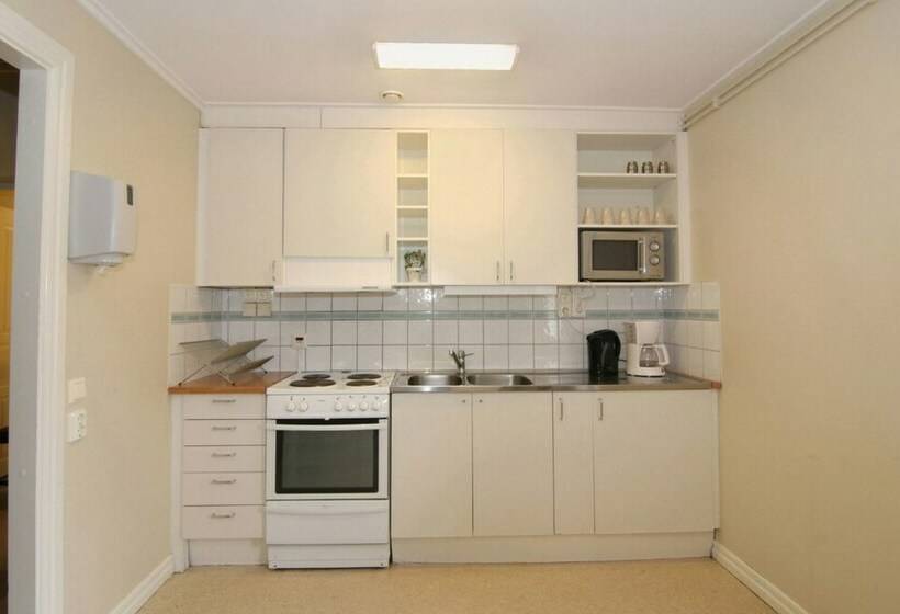 스탠다드 룸 공동 욕실, Bergs Slussar Vandrarhem & Stugor