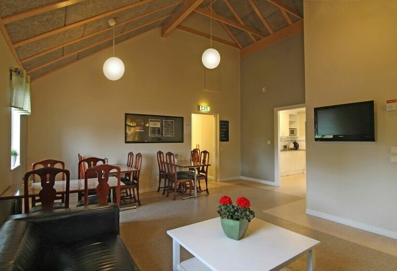 스탠다드 4인용 룸 공용 욕실, Bergs Slussar Vandrarhem & Stugor