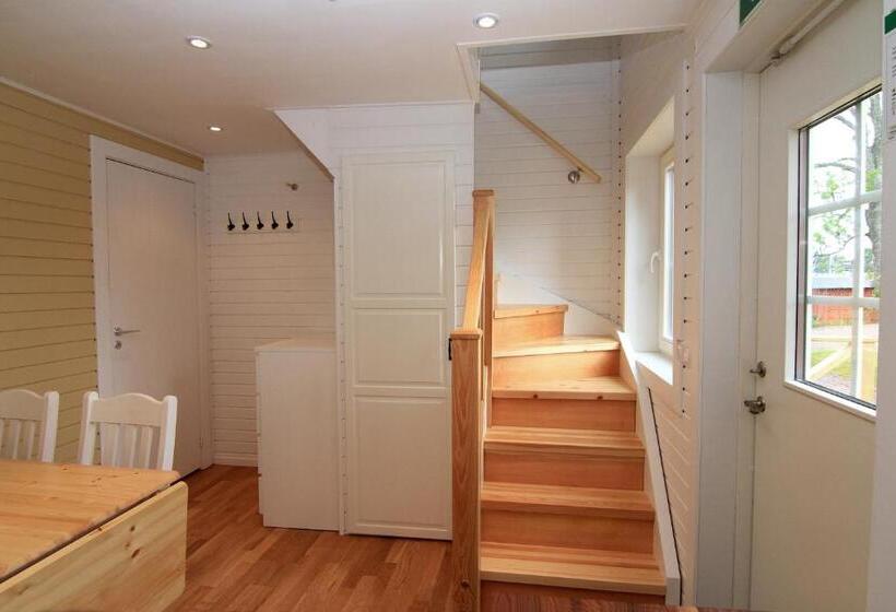 침실 2개 주택, Bergs Slussar Vandrarhem & Stugor