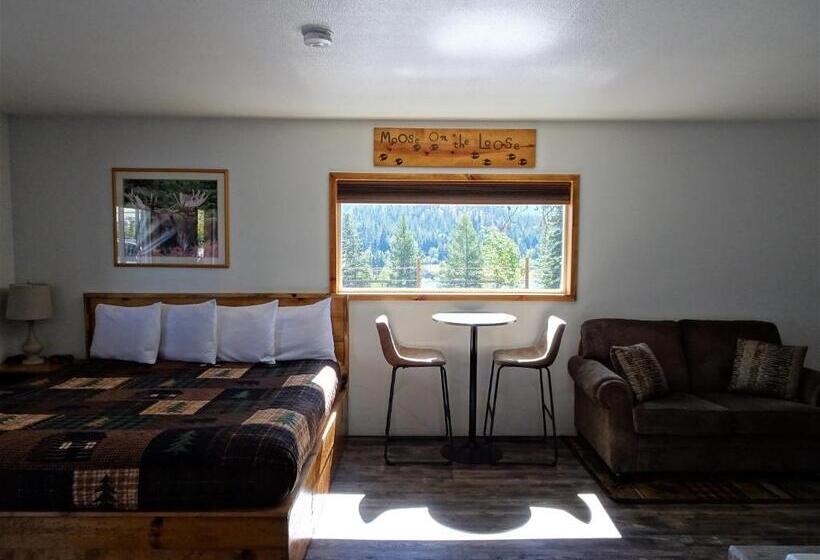 스위트 킹사이즈 침대, Eagle's Nest Motel