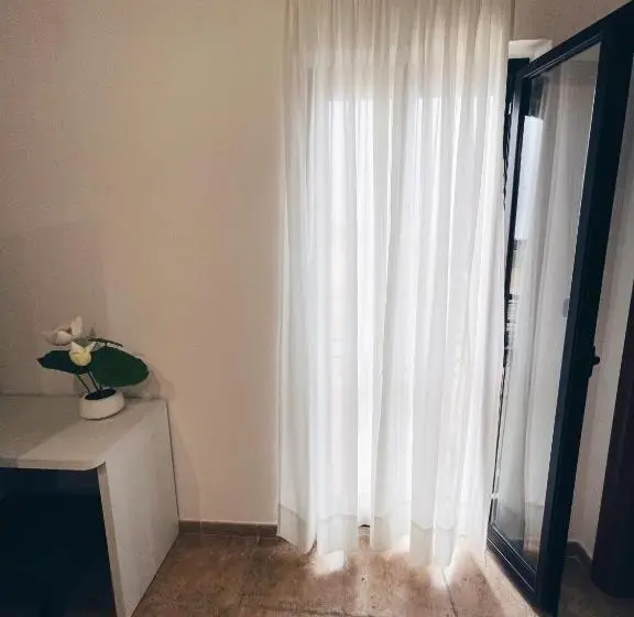 スタンダード4人部屋, Agriturismo La Rustica