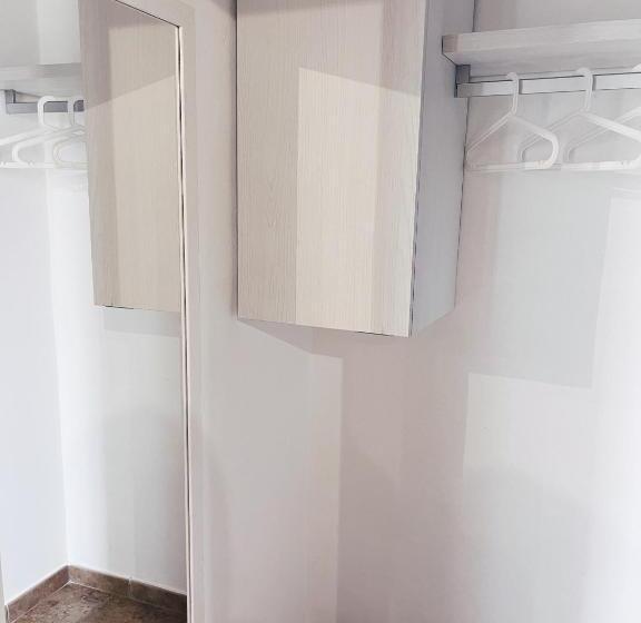 חדר סטנדרט לארבעה, Agriturismo La Rustica