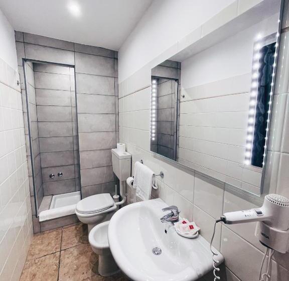 חדר סטנדרט לארבעה, Agriturismo La Rustica