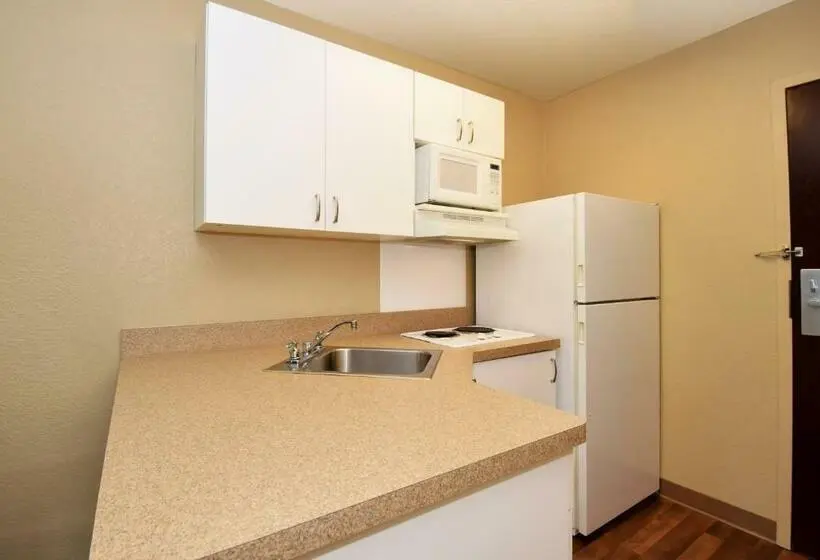 キングサイドベッドのスタンダードワンルーム, Extended Stay America Suites  Princeton  South Brunswick