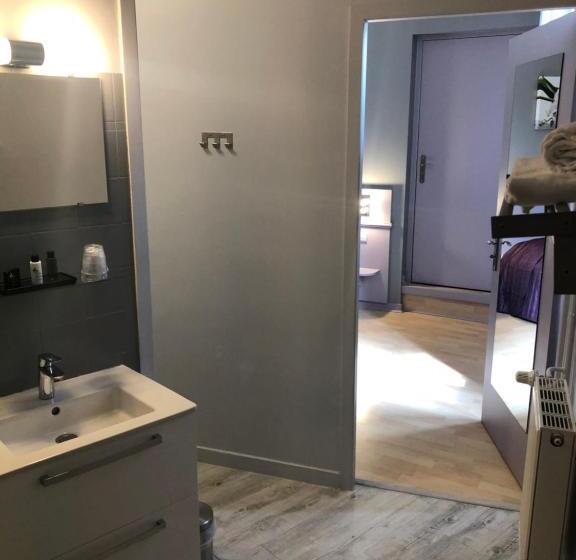 חדר סופריור, L'embellie