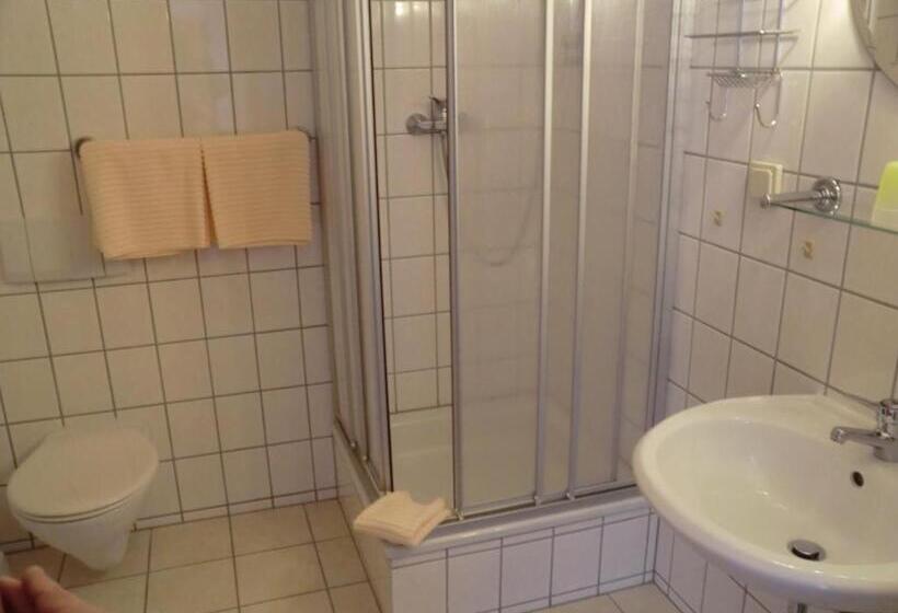 스탠다드 발코니 룸, Zum Schneekopf Garni