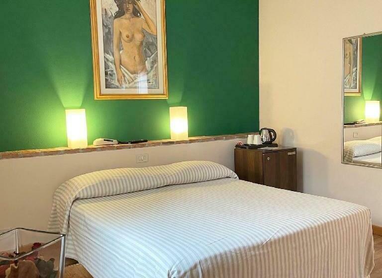 غرفة قياسية, Motel 70