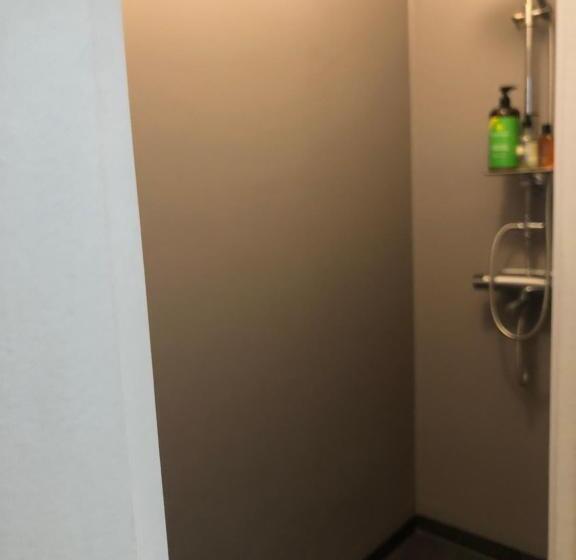 غرفة قياسية, Ekegården