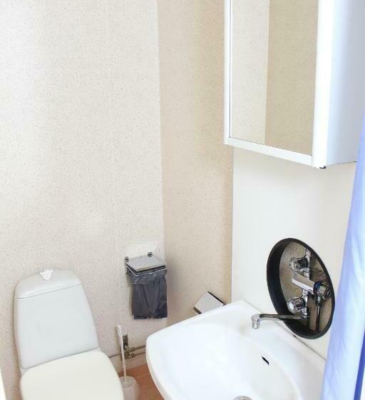 غرفة إقتصادية ثلاثية, Liljeholmen Herrgård Hostel