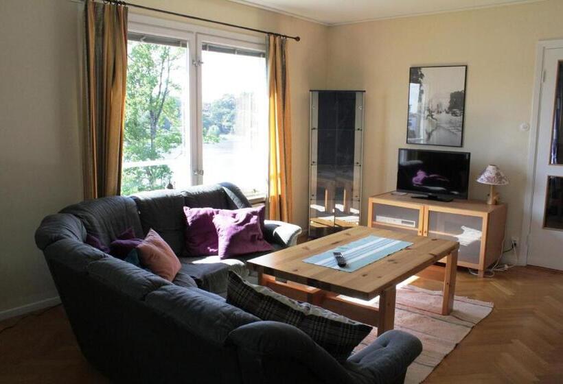 ‫فيلا غرفة نوم واحدة, Liljeholmen Herrgård Hostel