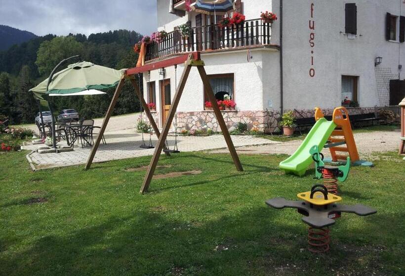 标准三人间, Rifugio Monte Baldo