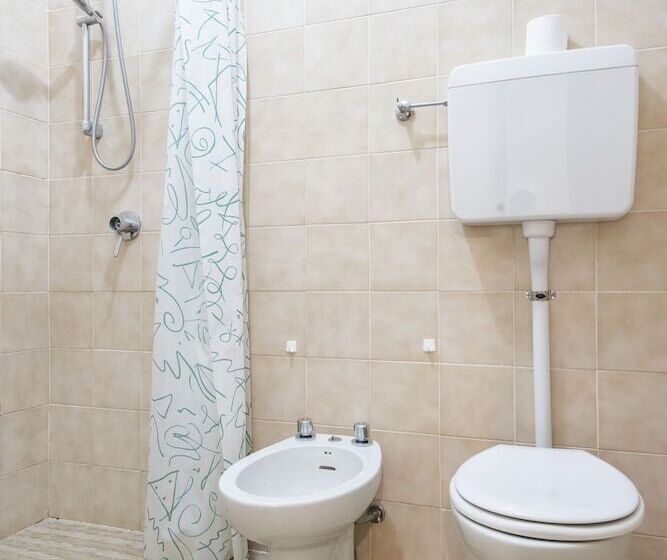 标准三人间, Rifugio Monte Baldo