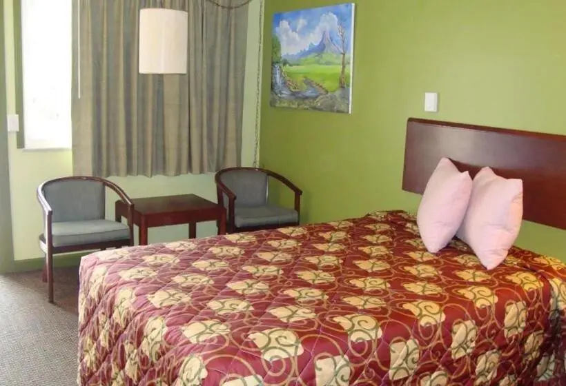 スタンダードルーム, Pinconning Trail Inn Motel